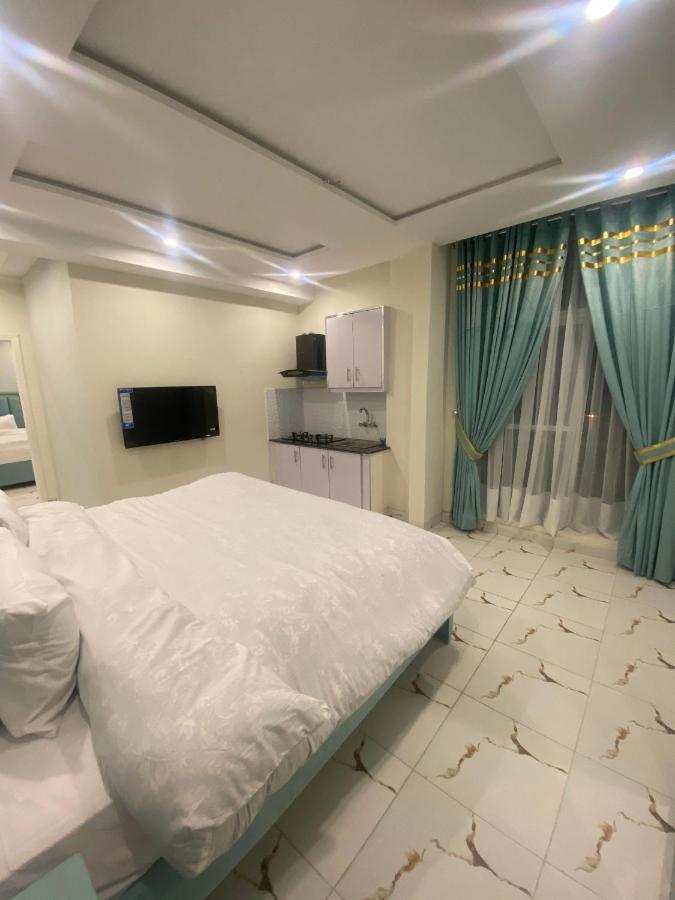 Luxe Suites Bahria Town Lahore Exterior foto